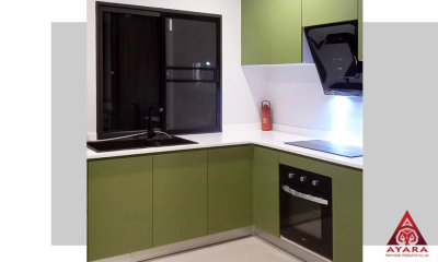 ชุดครัว Built-in โครงซีเมนต์บอร์ด หน้าบาน พ่น สีเขียวด้าน