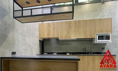 ชุดครัว Built-in ตู้ล่าง โครงซีเมนต์บอร์ด หน้าบาน Melamine สี Woodland Oak + Elm ลายไม้