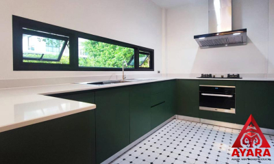 ชุดครัว Built-in ตู้ล่าง โครงซีเมนต์บอร์ด หน้าบาน HMR พ่นสีเขียวด้าน