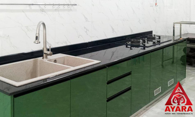 ชุดครัว Built-in โครงซีเมนต์บอร์ด หน้าบาน HMR พ่นสีเขียวเข้มเงา