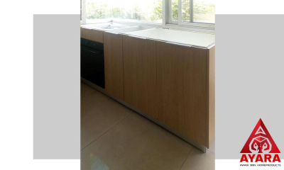 ชุดครัว Built-in โครงซีเมนต์บอร์ด หน้าบาน Laminate สี Aged Ash