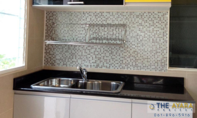 ชุดครัว Built-in Laminate สีเทา+เหลือง