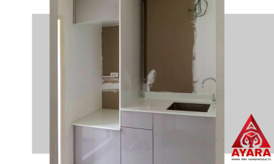 ชุดครัว Built-in โครงซีเมนต์บอร์ด หน้าบาน Hi Gloss สีเทาเงา