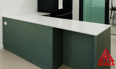 ชุดครัว Built-in โครงซีเมนต์บอร์ด หน้าบาน Melamine สีเขียว