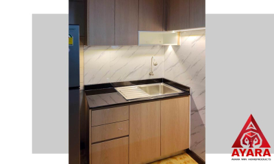 ชุดครัว Built-in โครงซีเมนต์บอร์ด หน้าบาน Melamine สี 3005-17 ลายไม้