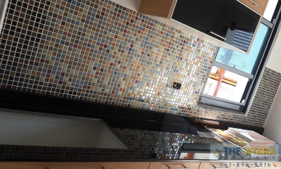 ชุดครัว Built-in Laminate ลายไม้ Wilsonart New Age Oak และ Wilsonart Caruso Pine