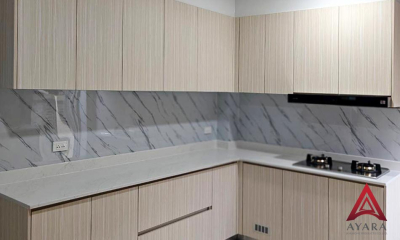 ชุดครัว Built-in โครงซีเมนต์บอร์ด หน้าบาน Melamine 5056-11 สีลายไม้