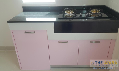 ชุดครัว Built-in โครงซีเมนต์บอร์ด หน้าบาน Hi Gloss สีชมพู