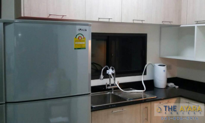ชุดครัว Built-in โครงซีเมนต์บอร์ด หน้าบาน Laminate สี Alabaster Oak