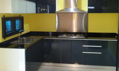 ชุดครัว Built-in Hi Gloss สีเทา