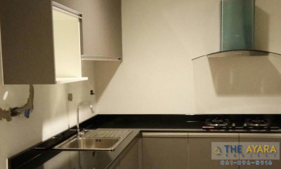 ชุดครัว Built-in โครงซีเมนต์บอร์ด หน้าบาน Laminate สี Citadel