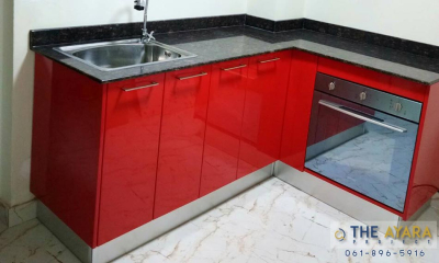 ชุดครัว Built-in โครงซีเมนต์บอร์ด หน้าบาน Hi Gloss สีแดง