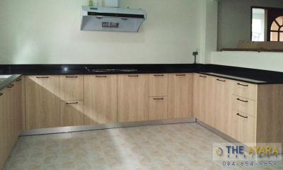 ชุดครัว Built-in โครงซีเมนต์บอร์ด หน้าบาน สี Beige Oak