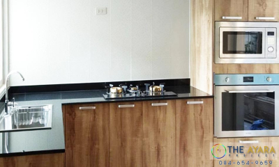 ชุดครัว Built-in โครงซีเมนต์บอร์ด หน้าบาน Melamine สี Pine