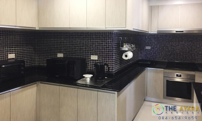 ชุดครัว Built-in โครงซีเมนต์บอร์ด หน้าบาน Laminate สี Smoke Strand