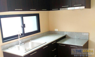 ชุดครัว Built-in Melamine สี Oak