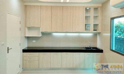 ชุดครัว Built-in โครงซีเมนต์บอร์ด หน้าบาน Melamine สี Maple