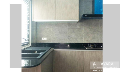 ชุดครัว Built-in โครงซีเมนต์บอร์ด หน้าบาน Laminate สี Sarum Strand