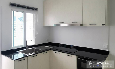 ชุดครัว Built-in โครงซีเมนต์บอร์ด หน้าบาน Laminate สี Dunewood