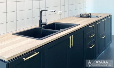 ชุดครัว Built-in โครงซีเมนต์บอร์ด หน้าบาน PVC สีดำด้าน เซาะร่อง Stack