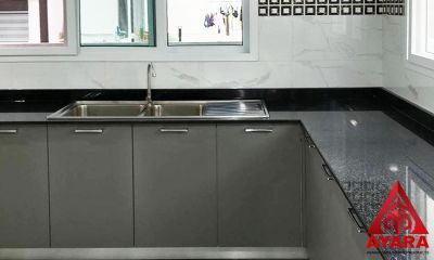 ชุดครัว Built-in โครงซีเมนต์บอร์ด หน้าบาน Laminate สี Gothic Grey