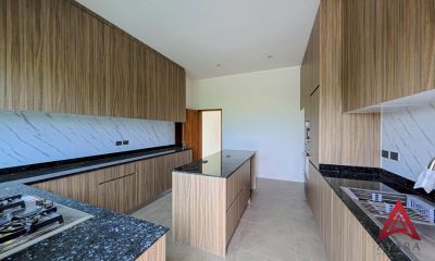 ชุดครัว Built-in โครงซีเมนต์บอร์ด หน้าบาน Melamine 5016-17 สีลายไม้