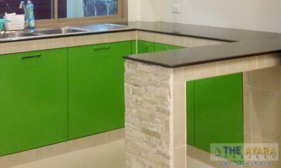 ชุดครัว Built-in PVC สีเขียว+แดง