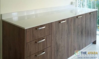 ชุดครัว Built-in โครงปาติเกิลกันชื้น หน้าบาน Melamine สี Woodland Oak