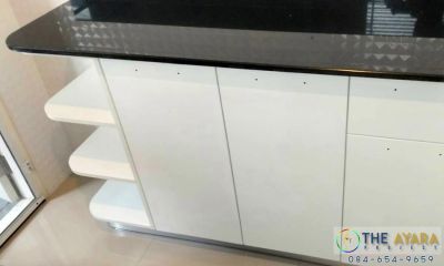 ชุดครัว Built-in โครงซีเมนต์บอร์ด หน้าบาน Hi Gloss สีขาว