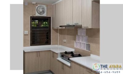 ชุดครัว Built-in โครงซีเมนต์บอร์ด หน้าบาน Laminate สี Alabaster Oak