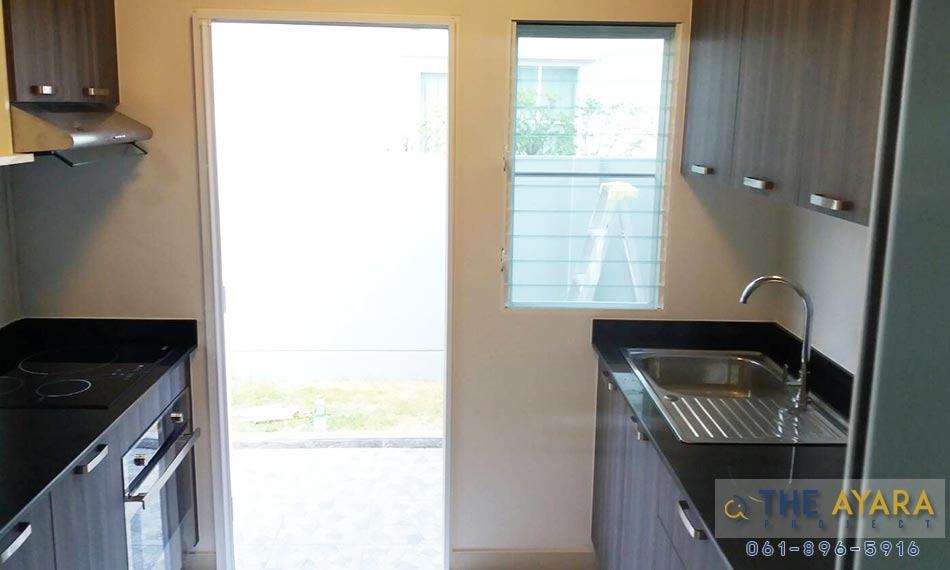 ชุดครัว Built-in โครงซีเมนต์บอร์ด หน้าบาน Laminate สี CubanWood