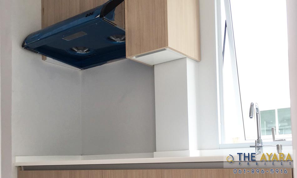 ชุดครัว Built-in โครงซีเมนต์บอร์ด หน้าบาน Laminate สี Blond Afromosia