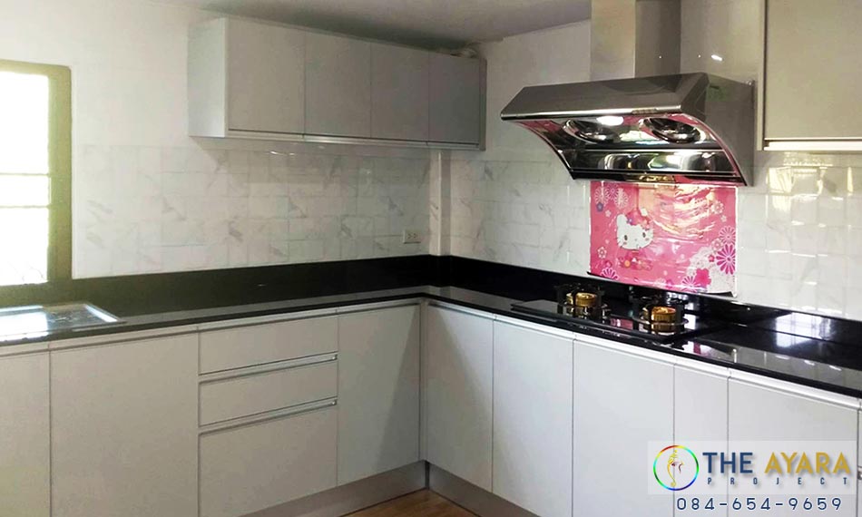 ชุดครัว Built-in โครงซีเมนต์บอร์ด หน้าบาน Melamine สีเทา