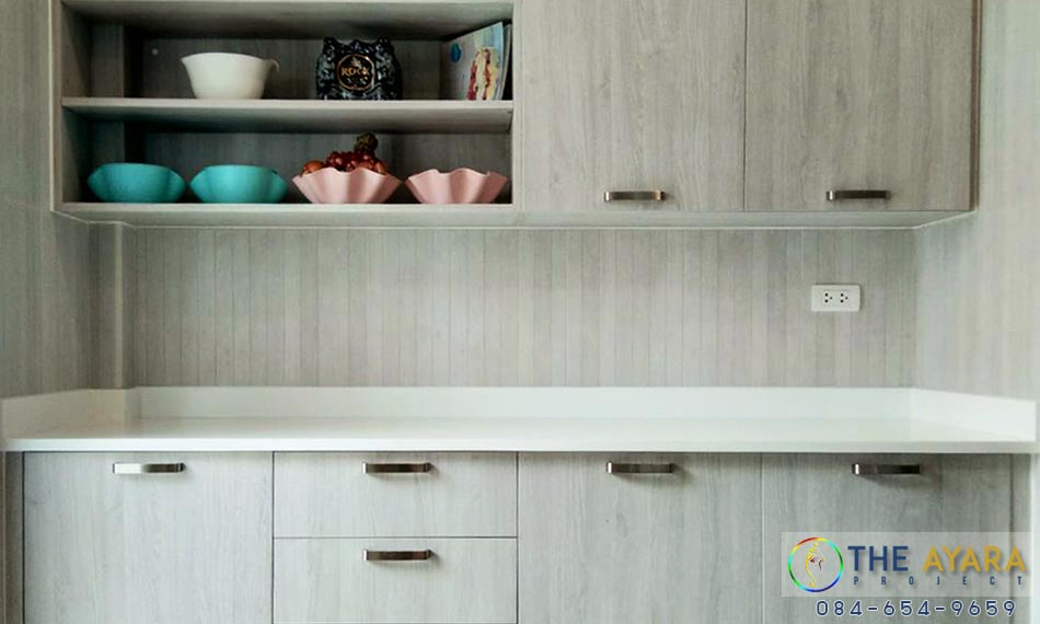 ชุดครัว Built-in โครงซีเมนต์บอร์ด หน้าบาน Melamine สี Oak