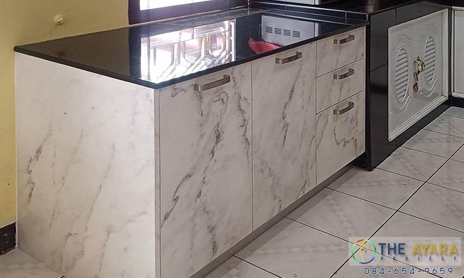 ชุดครัว Built-in โครงซีเมนต์บอร์ด หน้าบาน Melamine สี Bianco Spino