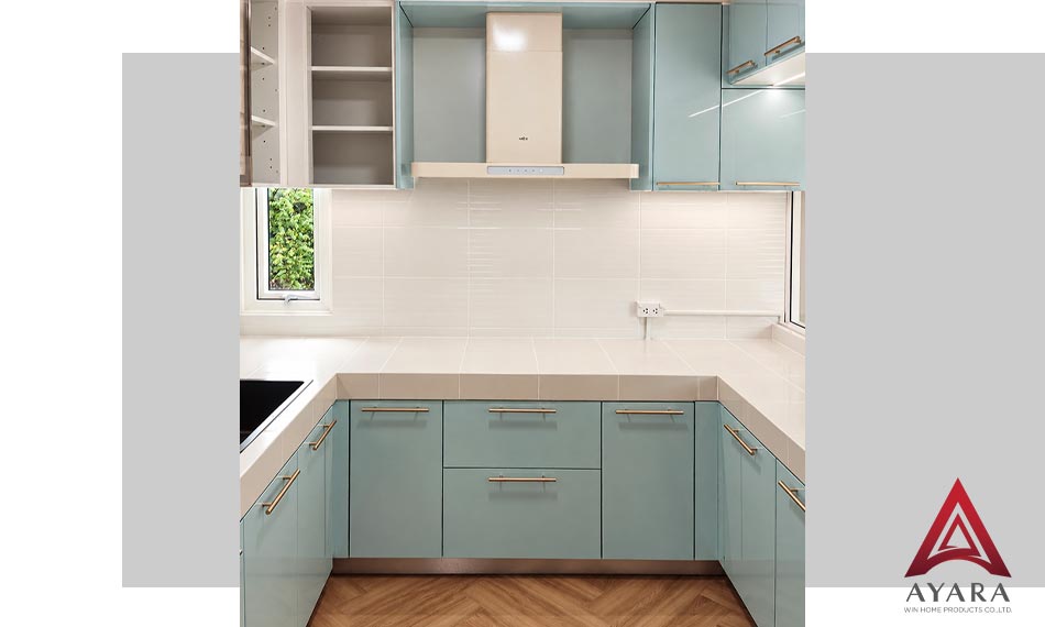 ชุดครัว Built-in หน้าบาน Hi Gloss สีฟ้า | โครงซีเมนต์บอร์ด | Ayara