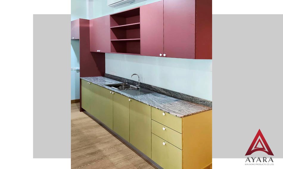 ชุดครัว Built-in โครงซีเมนต์บอร์ด สีเขียวอ่อนสลับแดง กันน้ำกันปลวก | ไอยรา วินท์ โฮมโปรดักส์