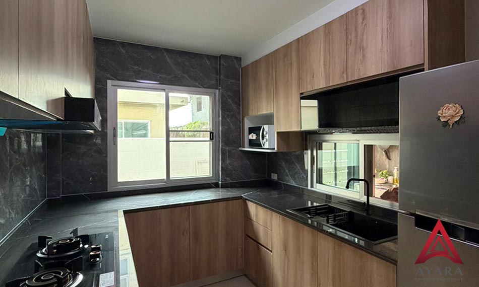ชุดครัว Built-in หน้าบาน Melamine 5069-17 สีลายไม้ | โครงซีเมนต์บอร์ด | Ayara