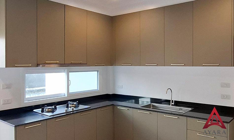 ชุดครัว Built-in หน้าบาน Melamine สี TNK 4221-11 | โครงซีเมนต์บอร์ด | Ayara