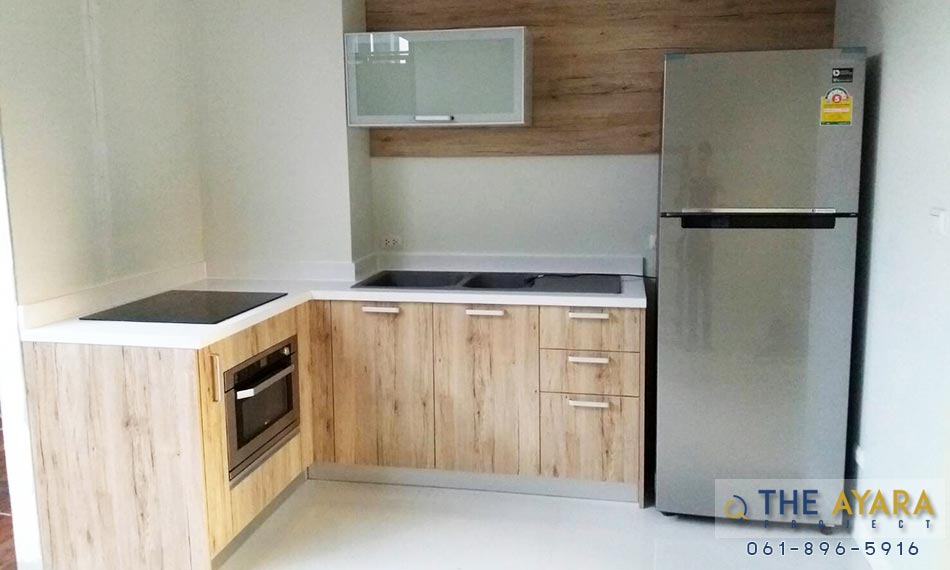 ชุดครัว Built-in โครงซีเมนต์บอร์ด หน้าบาน Melamine สี Loft Graceful Oak