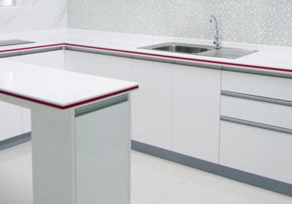 ตกเเต่งครัวทันสมัยควรเลือกใช้เคาน์เตอร์บาร์เหล้าสไตล์ไหนดี